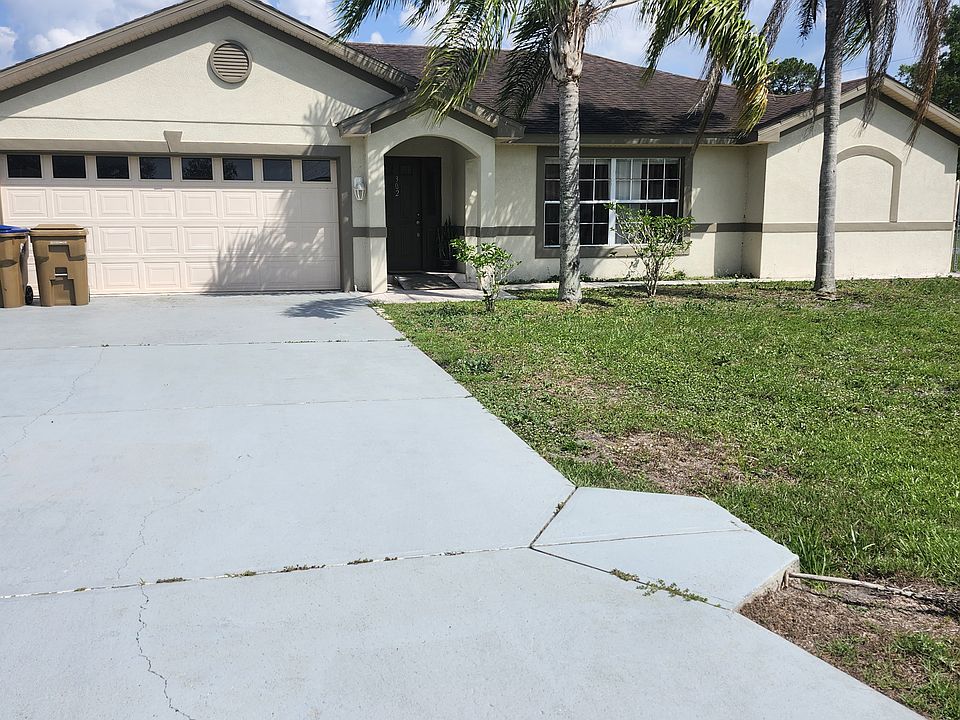 1st image of 302 Chiquita Ct #1