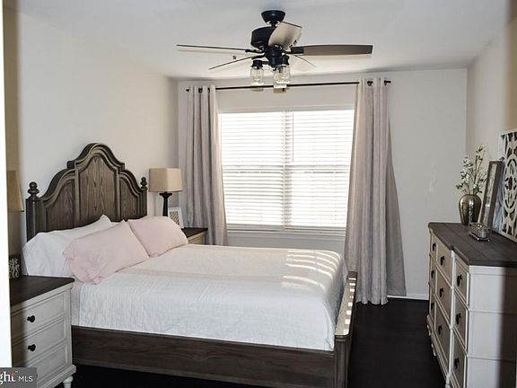 5th image of 317 Eagle Landing Ct #317A