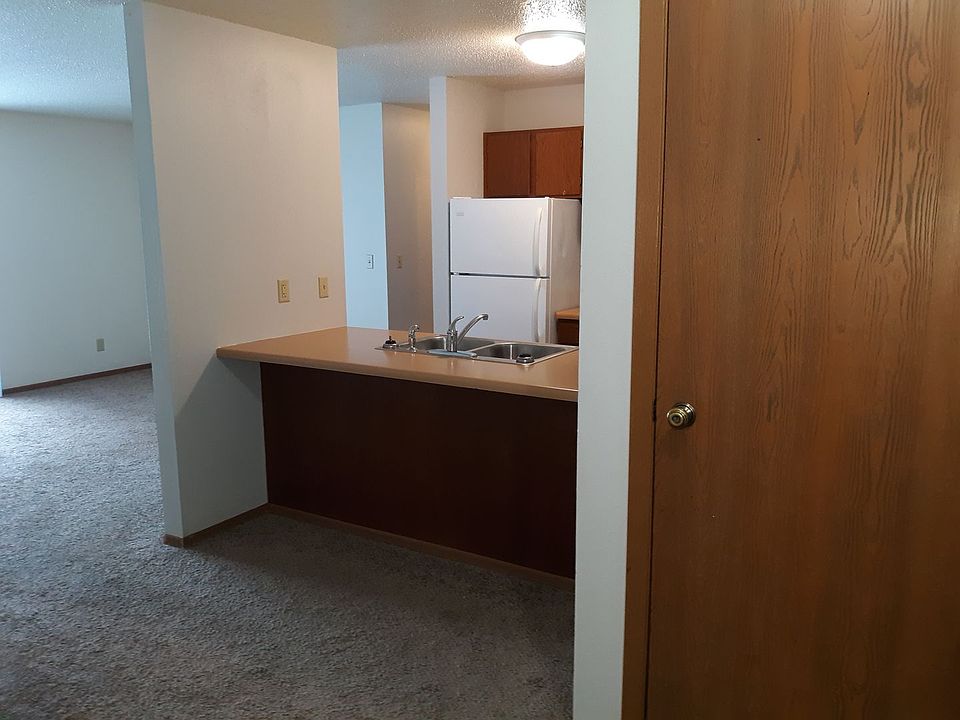 1st image of 1133 S Landeco Ln #213