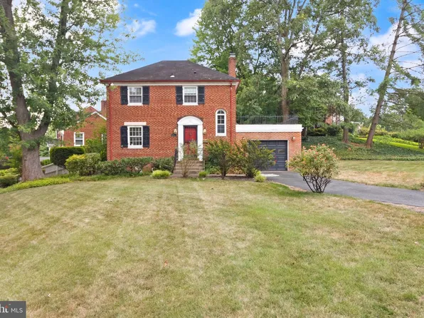 2317 Valley Dr, Alexandria, VA 22302