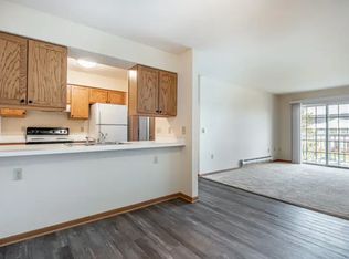 Arrowhead Apartments, Grafton, WI 53024