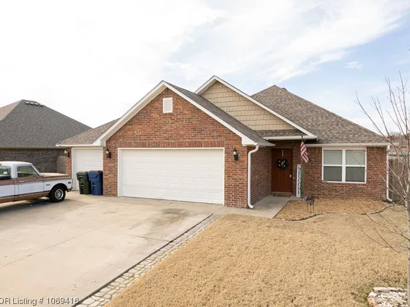 9000 Wildwood Way, Fort Smith, AR 72908