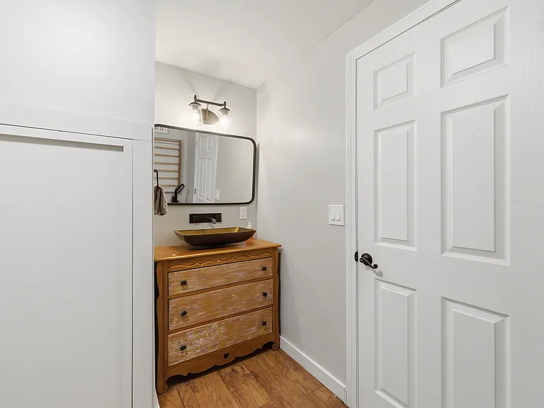 Hilltop Dr — Photo 36