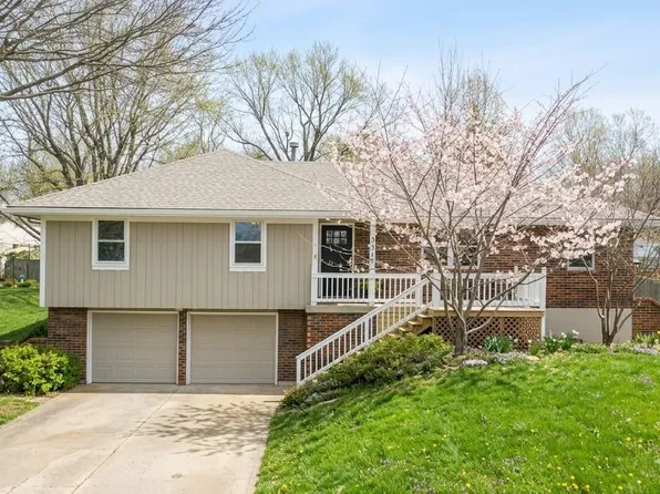 3517 NE Grant St, Lees Summit, MO 64064