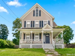 32 Union Street, Seymour, CT 06483