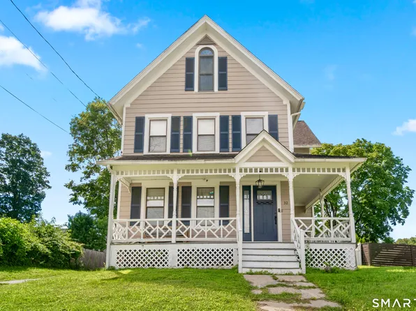 32 Union Street, Seymour, CT 06483