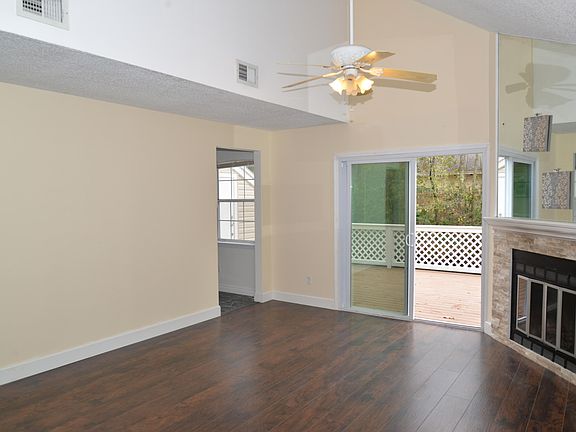 3rd image of 9960 Moorings Dr