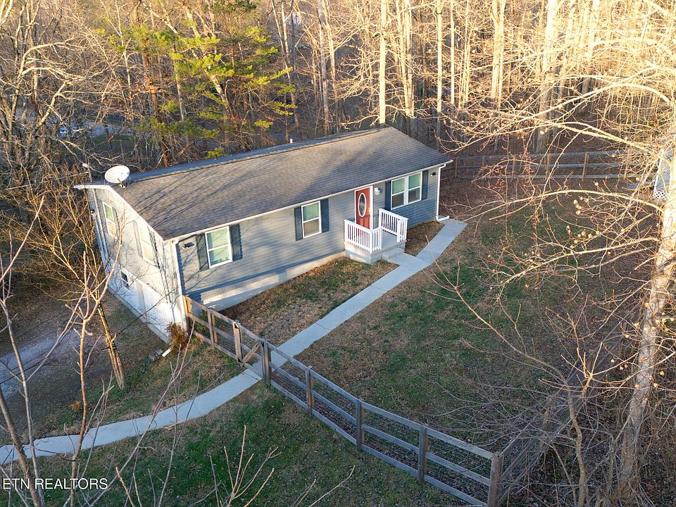 1st image of 1104 Stony Point Rd