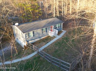 1104 Stony Point Rd, Knoxville, TN 37914