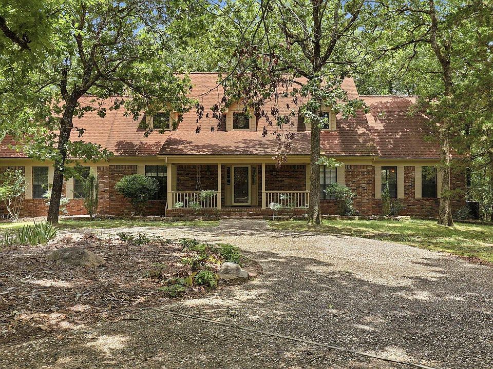 1st image of 8 Woodsong Dr