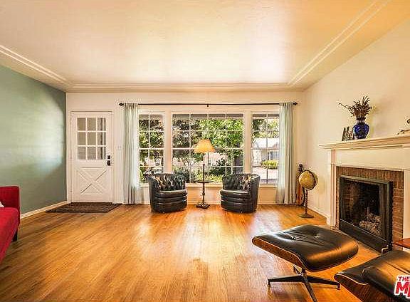2nd image of 4546 Rockland Pl