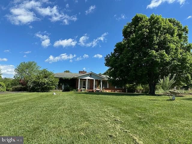 2nd image of 28335 Sunnyside Rd