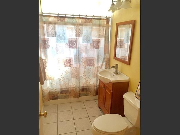 2nd image of 1622 Foxworthy Ave