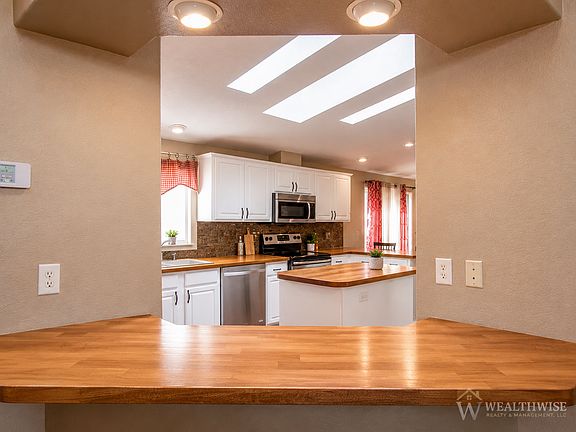 2nd image of 12540 N Kalama Cir