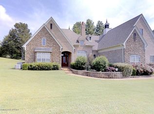 14180 Strafford Ln, Olive Branch, MS 38654