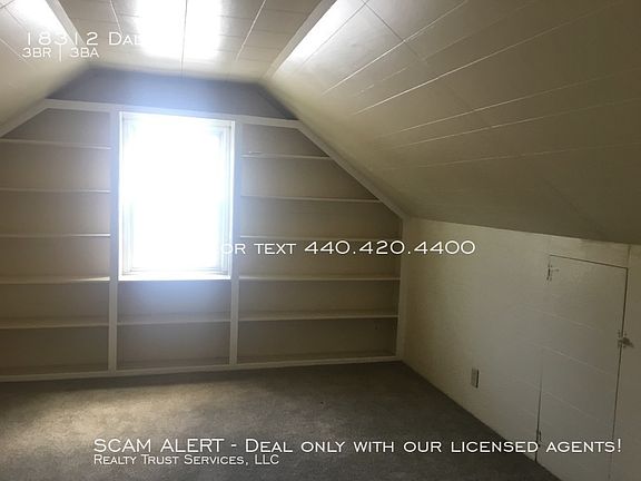 5th image of 18312 Dalewood Ave