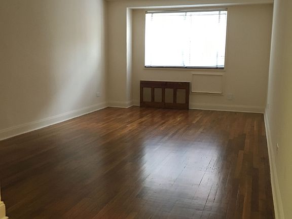 2nd image of 8645 Saint James Ave APT 4T