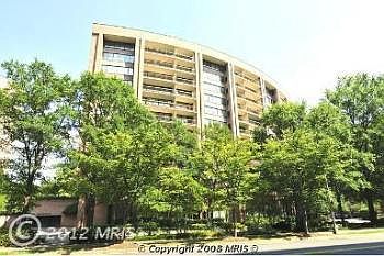 1st image of 1805 Crystal Dr APT 402S