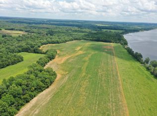 888 Haddox Ferry Rd, Smithland, KY 42081