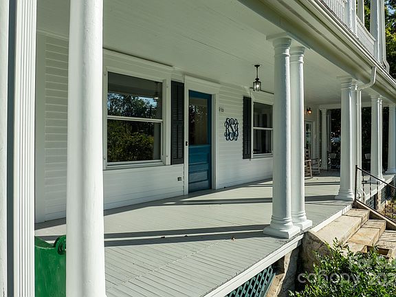2nd image of 705 4th Ave W