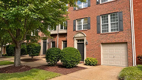 674 Huffine Manor Cir #674 Photo 1