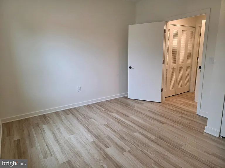 102 Hanover St #204 — Photo 12