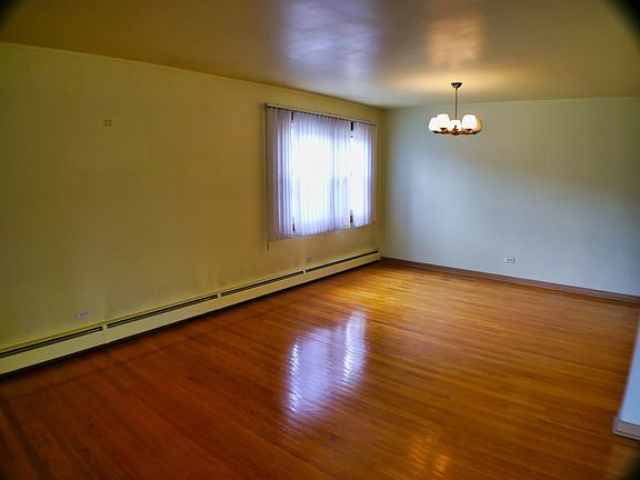 4th image of 4532 W 99th Pl