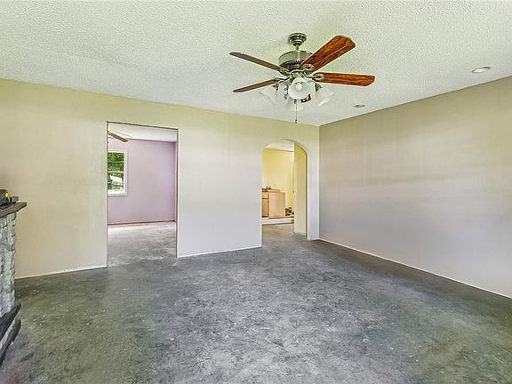 3rd image of 31756 Lucious Jefferson Ln