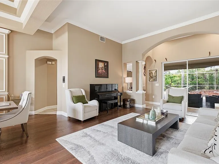 10266 Estuary Dr — Photo 7