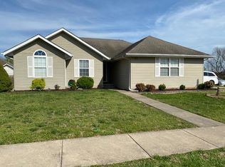 418 N Douglas Dr, Republic, MO 65738