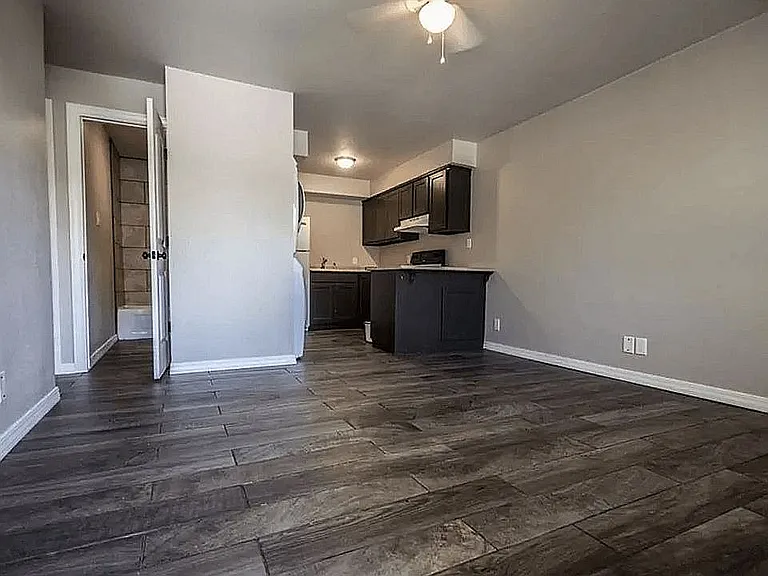 6100 S Wilkerson St — Photo 1
