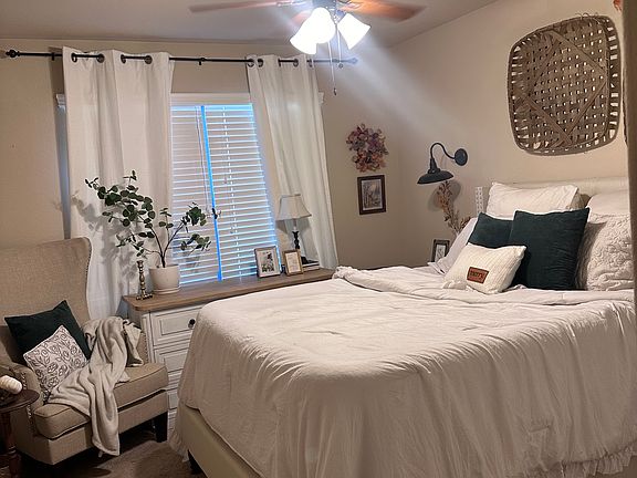 3rd image of 23619 Virginia Pine Dr