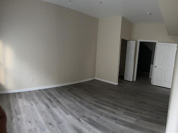 4th image of 2290 San Vital Dr APT 101