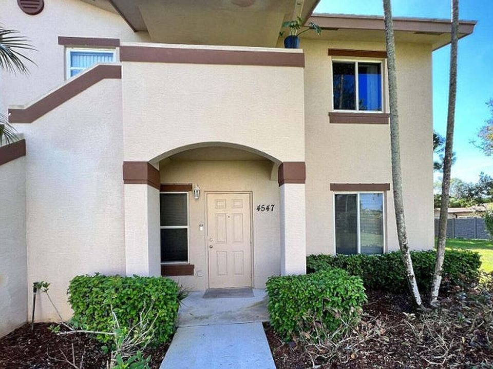 1st image of 4547 Oak Terrace Dr
