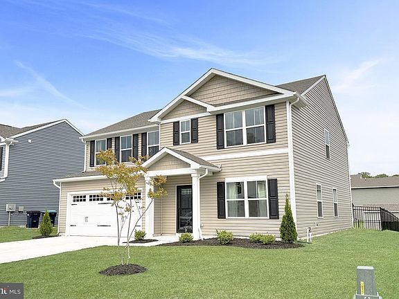 2nd image of 31015 Clearwater Dr