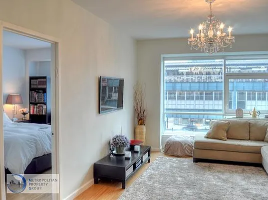 Sold by Metropolitan Property Group | media 3