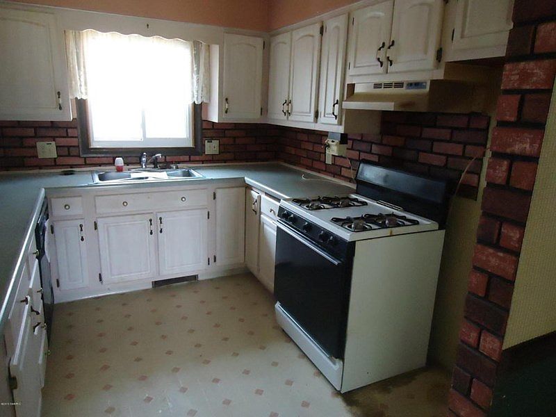 1st image of 3781 E Shore Dr