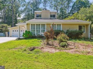 2957 Christophers Ct, Marietta, GA 30062
