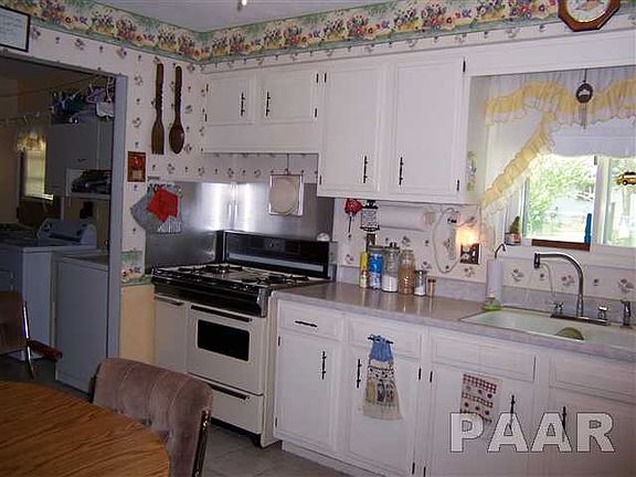 3rd image of 5807 W Colt Dr