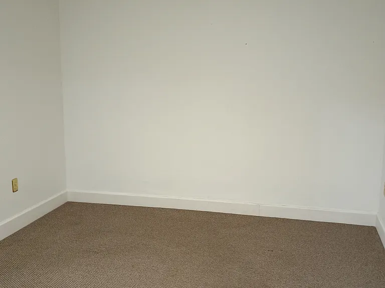 117 W Main St #201 — Photo 3