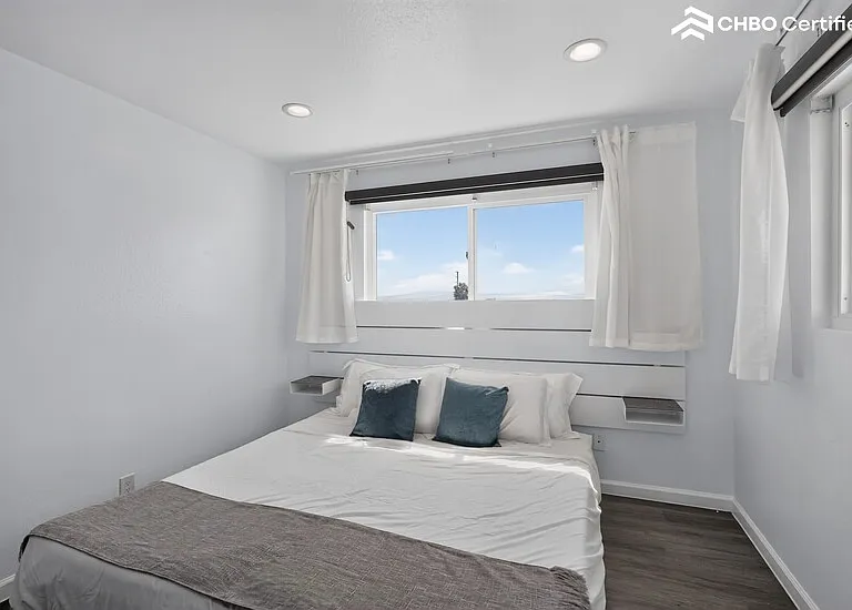 2296 Gaviota Ave #14 — Photo 27