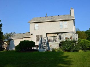 917 Elm St, Naperville, IL 60540