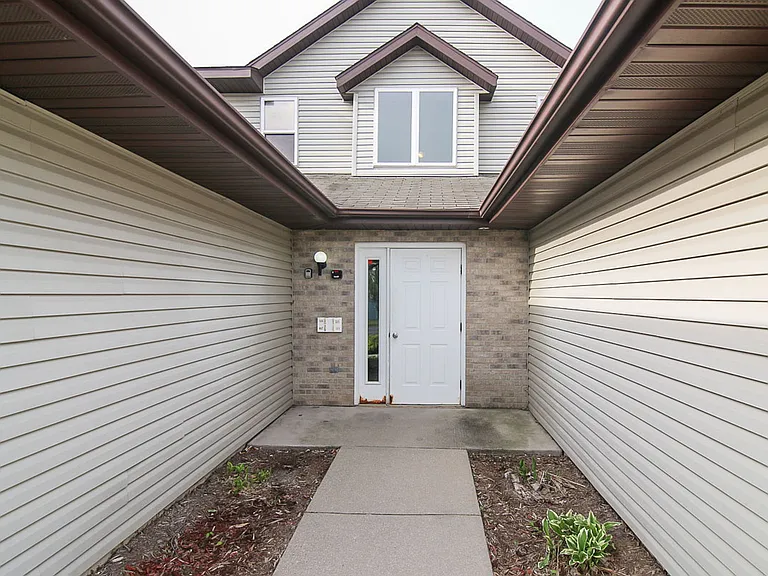 112 Talon Pl — Photo 18