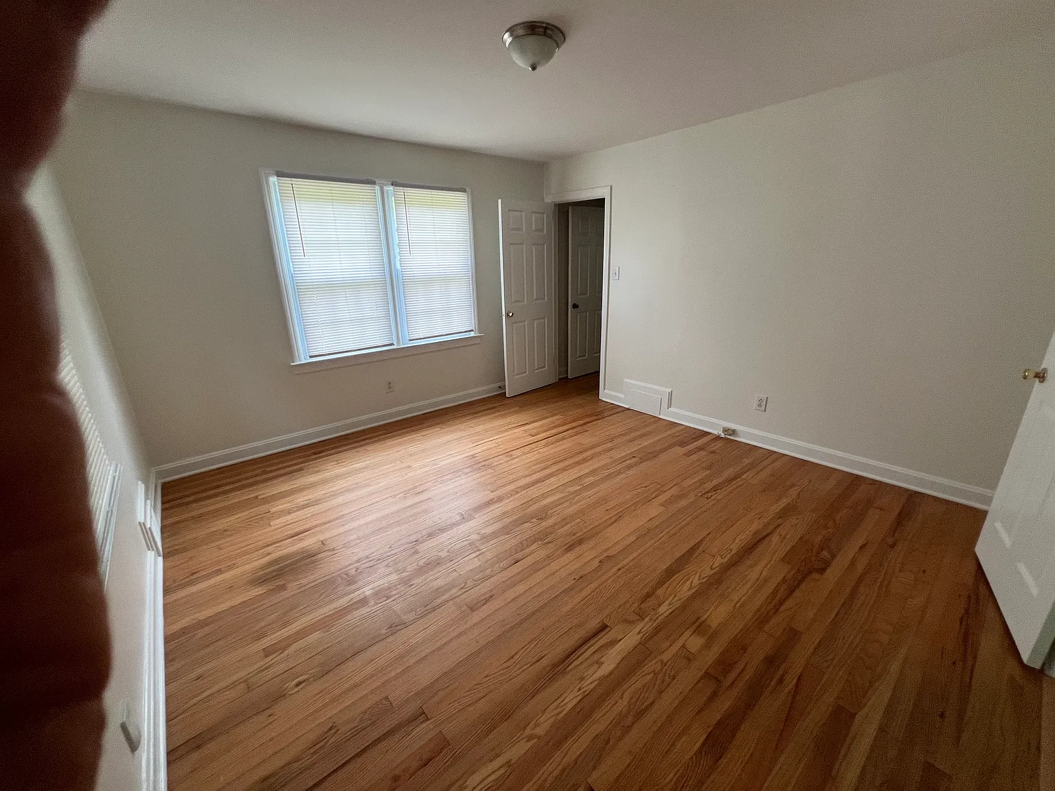 1431 Trinity Rd — Photo 4