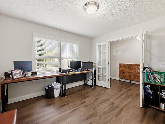 2nd image of 110 Stapleton Way