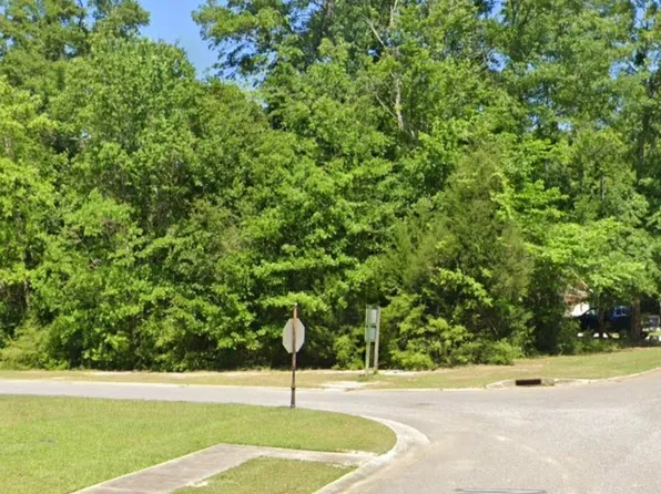 13 Mary Jane Dr, Bay Minette, AL 36507
