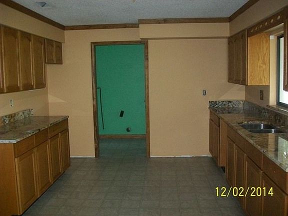 2nd image of 77 N Lakeshore Dr