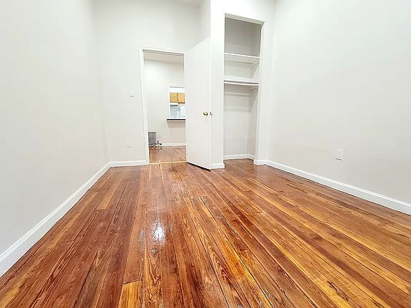 5th image of 342 E 15th St #2Y