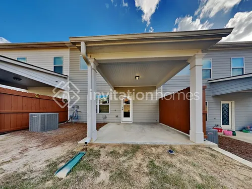 2210 Buford Town Dr Photo 1