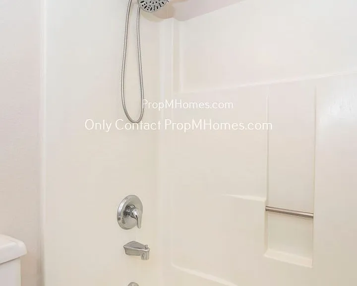 29490 SW Courtside Dr #15 — Photo 13